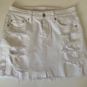 American eagle white skirt